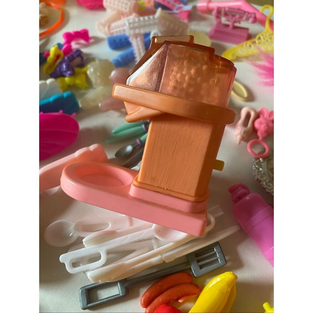 Vintage Barbie Accessories- Popcorn Maker Hair Kitchen Brushes 1980’s - Picture 6 of 7